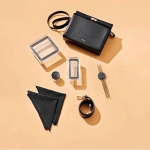 “The Lunch Kit” (Inka) Black bag w/ modular InvisiSeal containers and sauce pot